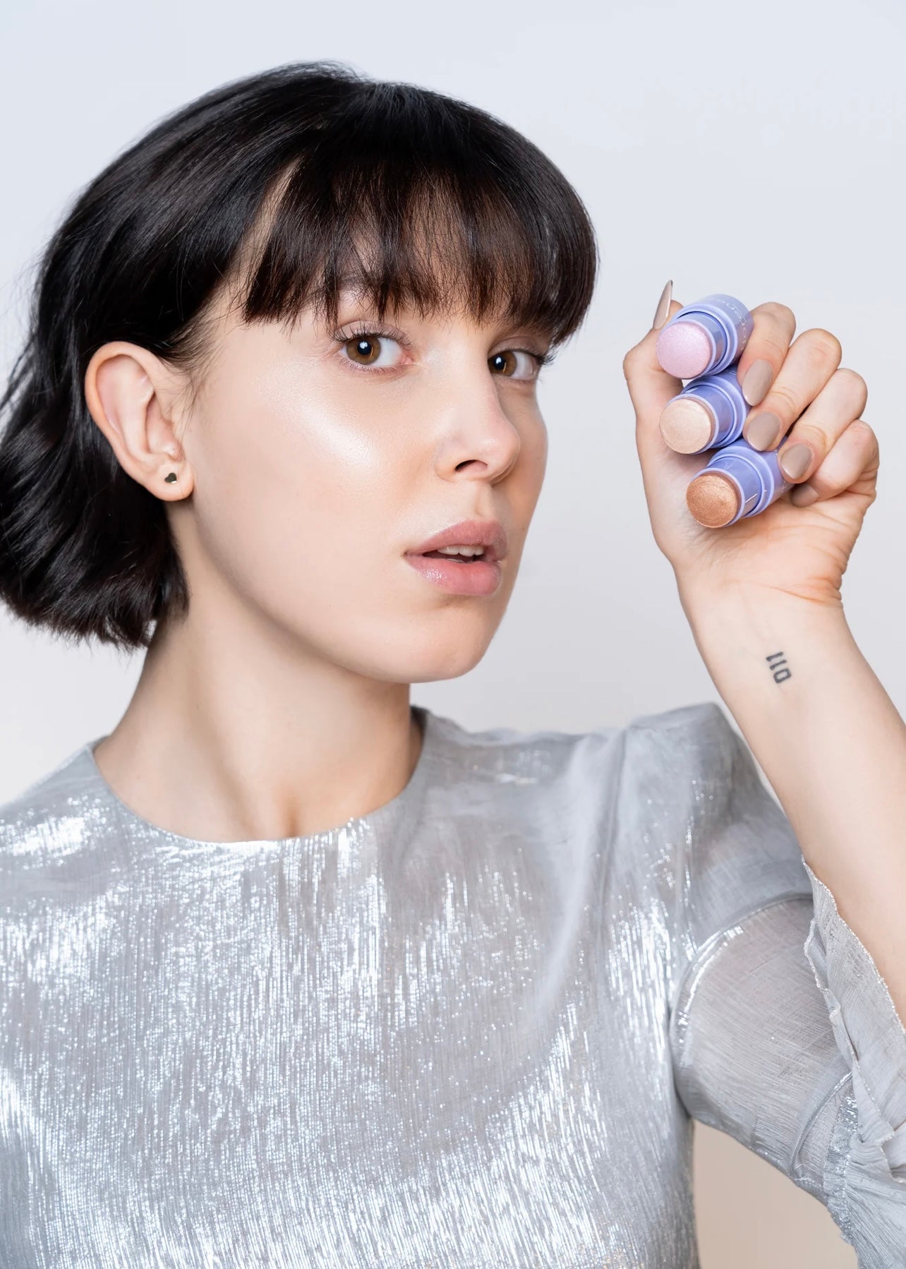 SELF-REFLECTING HIGHLIGHTER - florence by mills