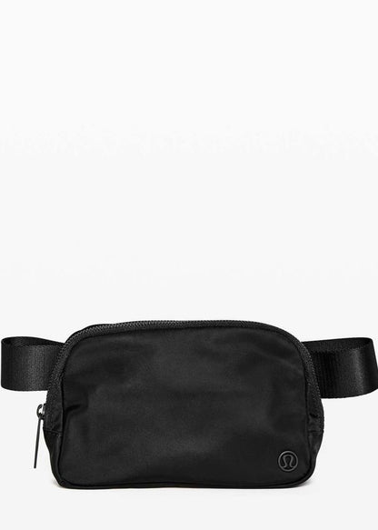 Lululemon everywhere belt bag